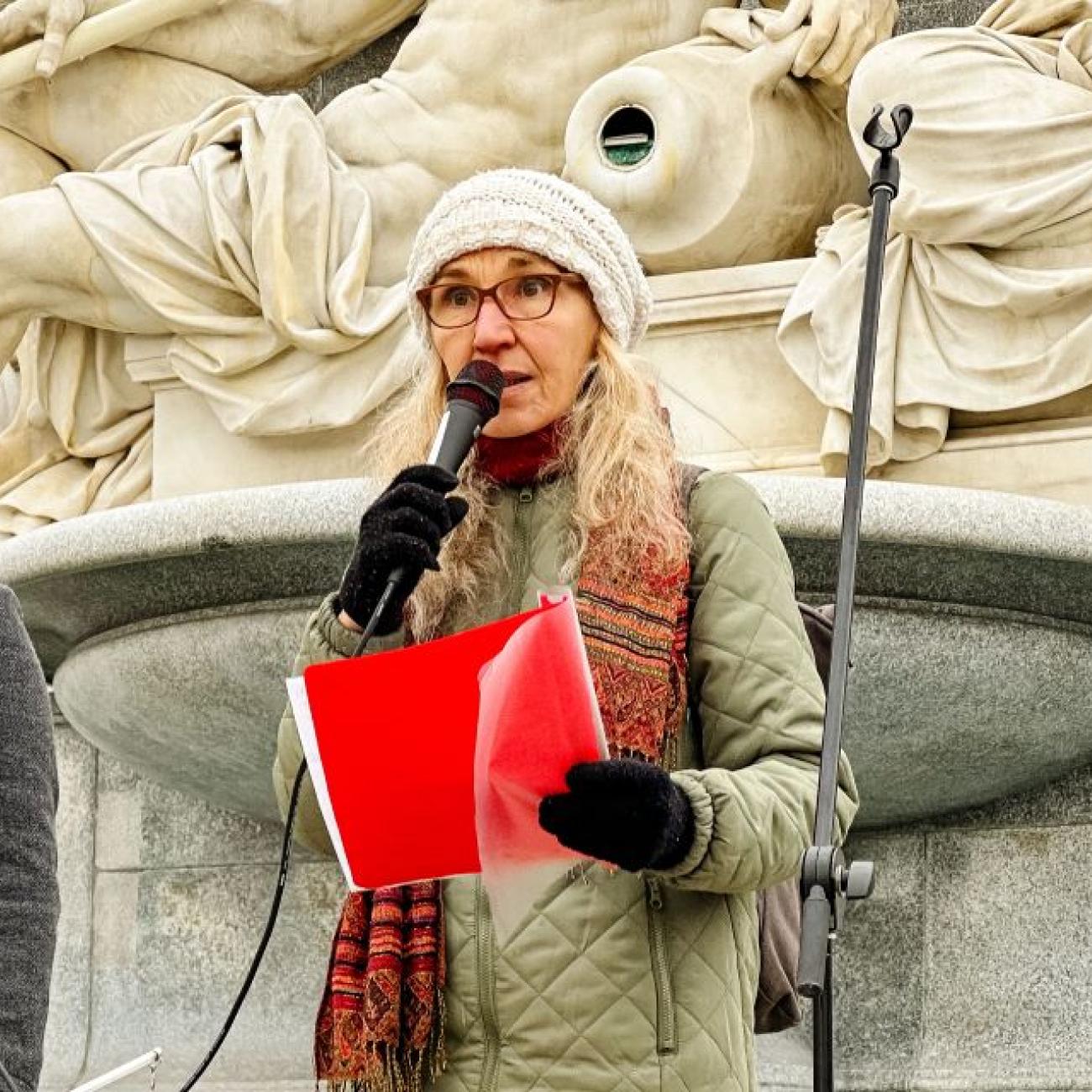 Claudia Behrens, Lebensberaterin