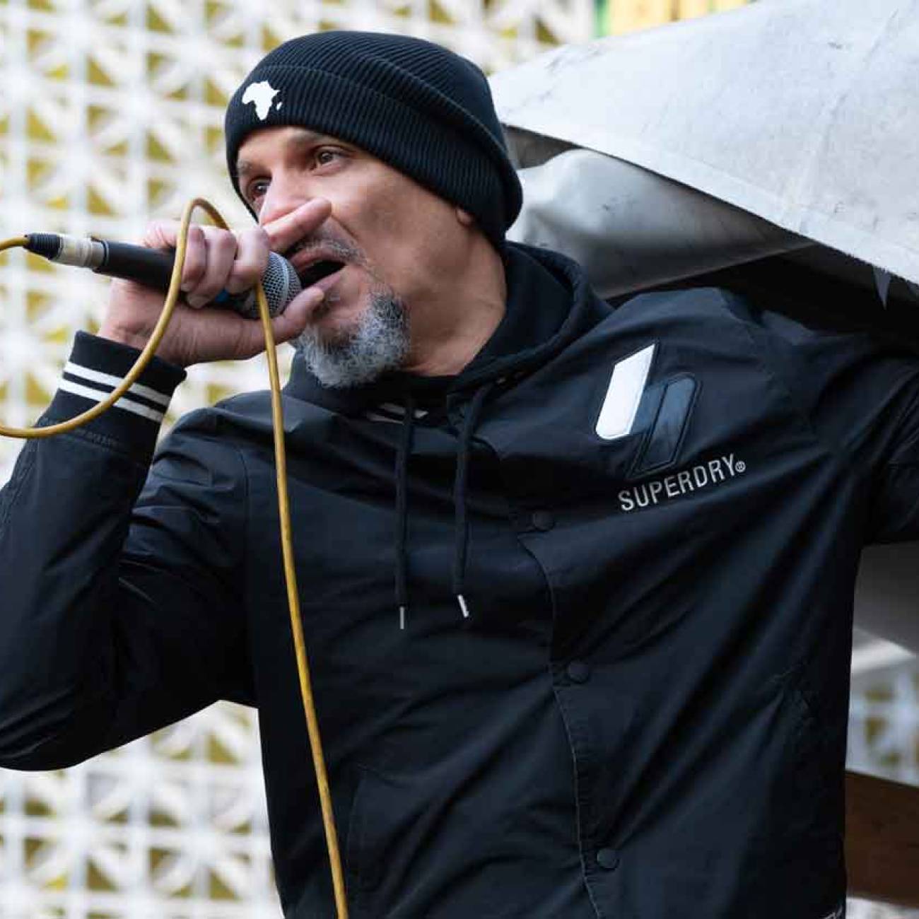 Topoke, Künstler, Lehrer, Antiimperialist; Copyright StefanieJSteindl Copyright StefanieJSteindl