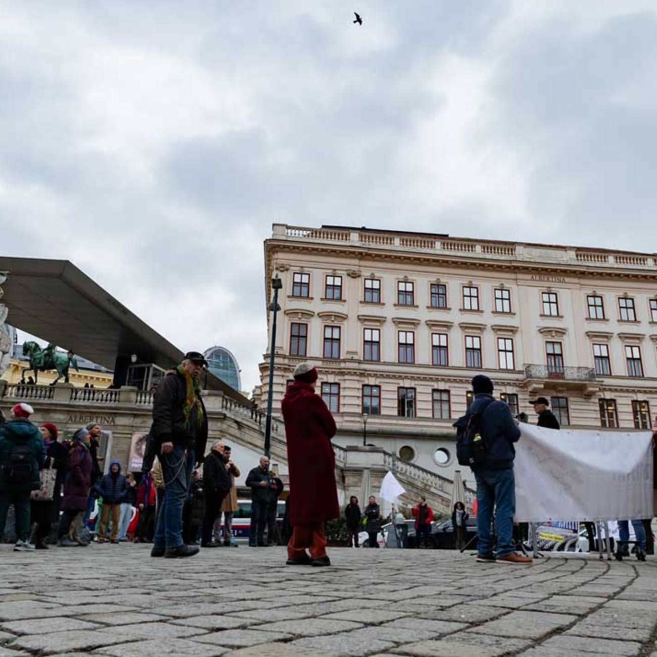 Kundgebung am Alfred Hrdlicka Platz