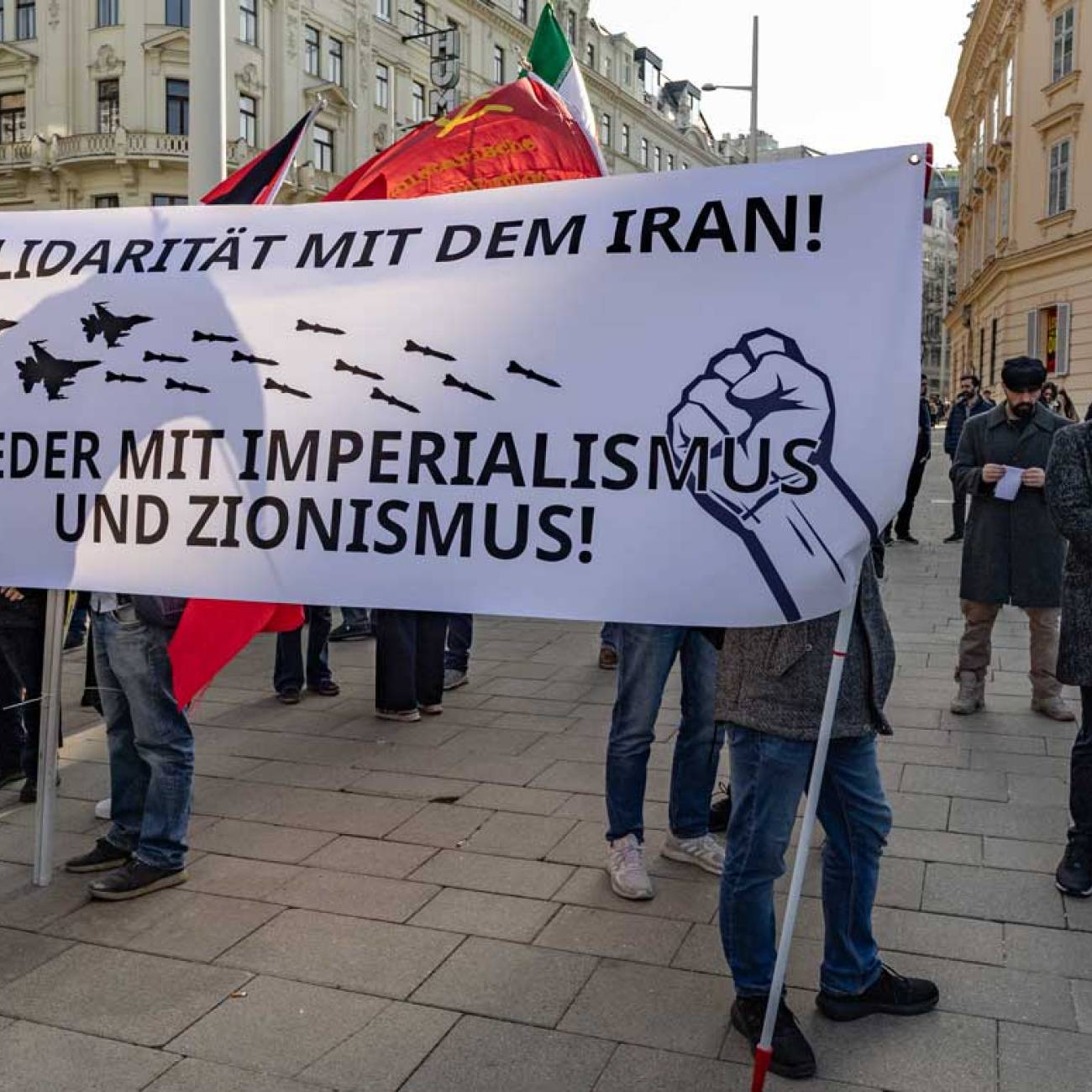 Große Demo gegen die US-israelische Aggression