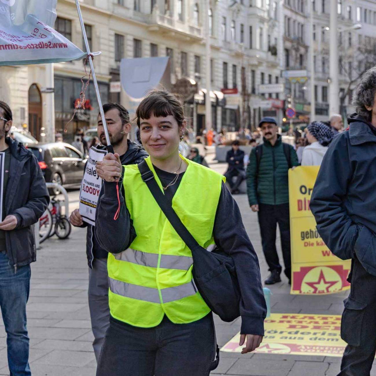 Große Demo gegen die US-israelische Aggression