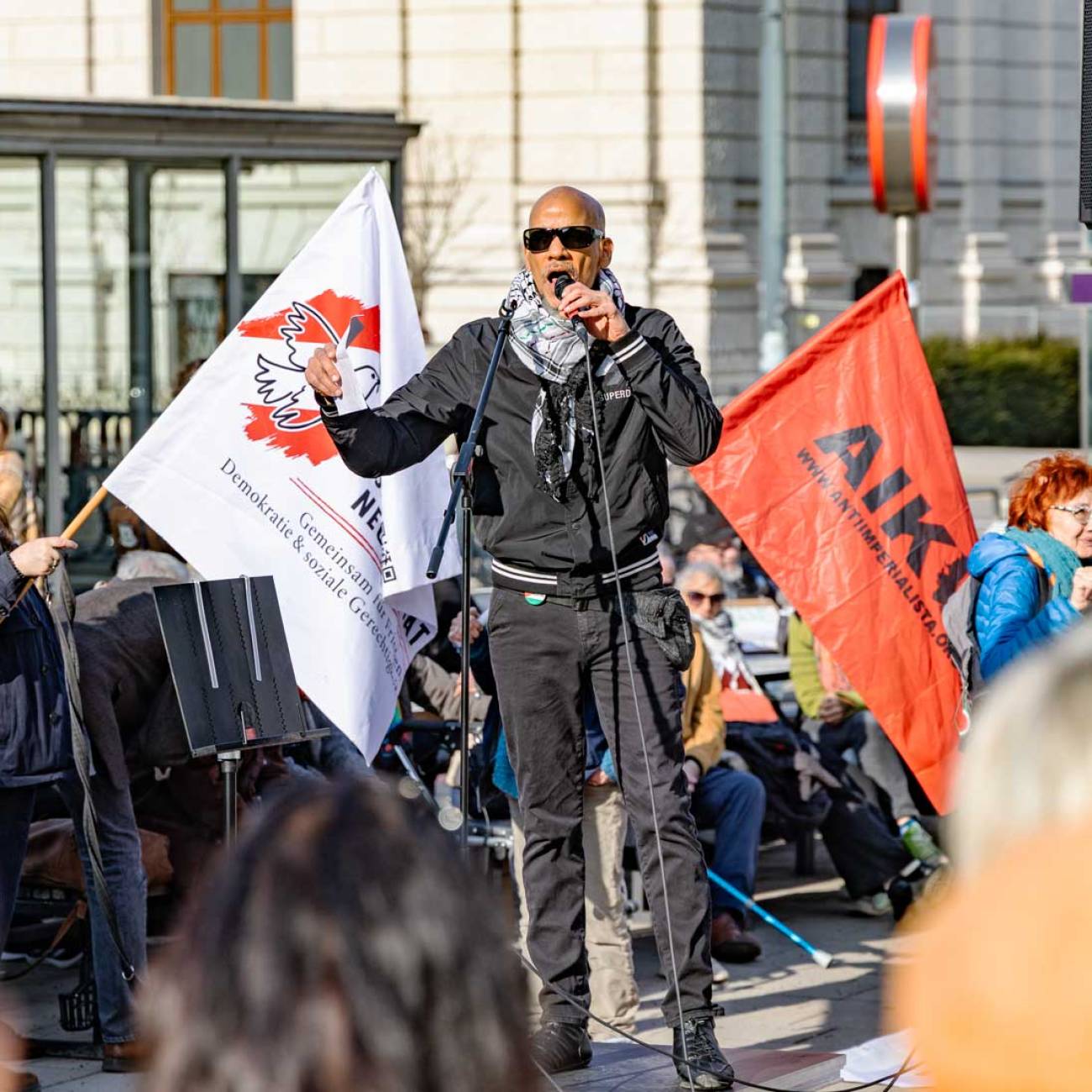 Große Demo gegen die US-israelische Aggression