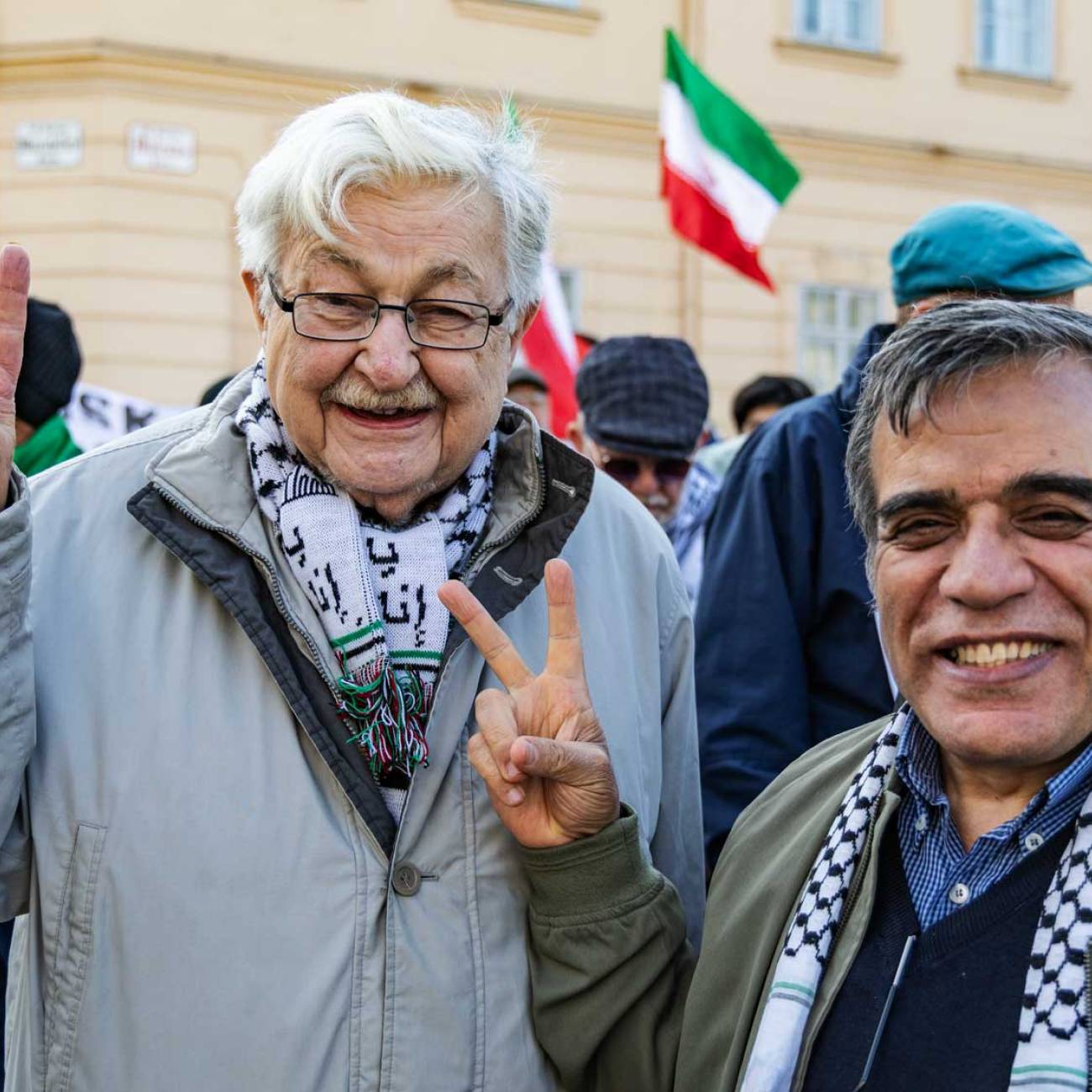 Große Demo gegen die US-israelische Aggression