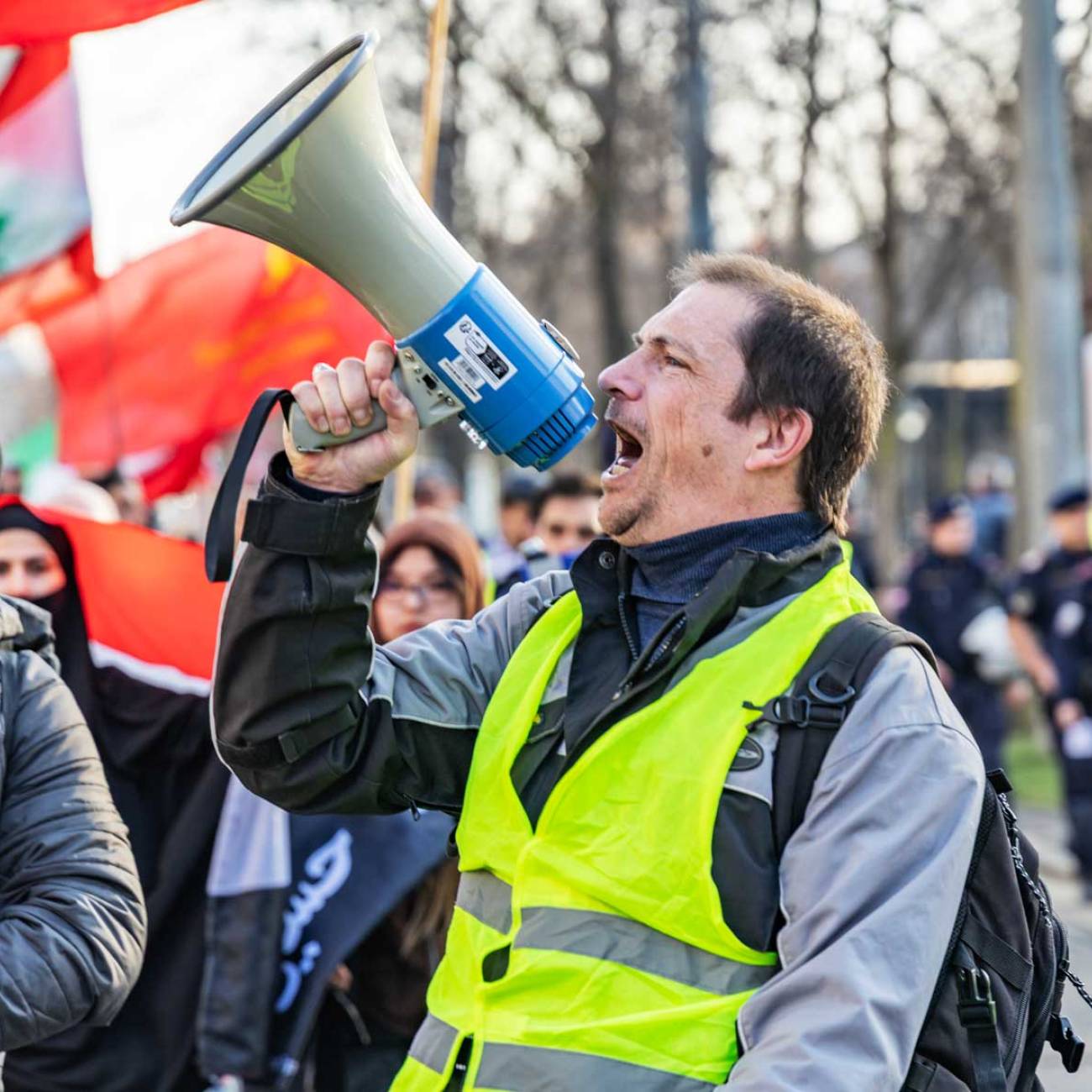 Große Demo gegen die US-israelische Aggression