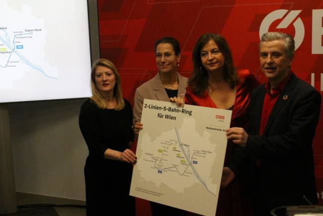 ÖBB-Infrastruktur-Vorständin Judith Engel, Neos-Klubchefin Bettina Emmerling, Verkehrs- und Planungsstadträtin Ulli Sima, SPÖ-Klubchef Josef Taucher