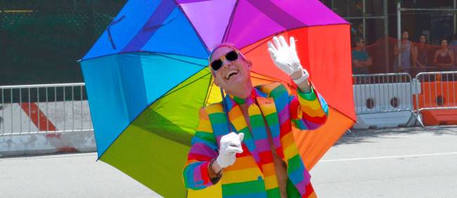 Von Wahn des LGBTQ ist beinahe Jeder erfasst
