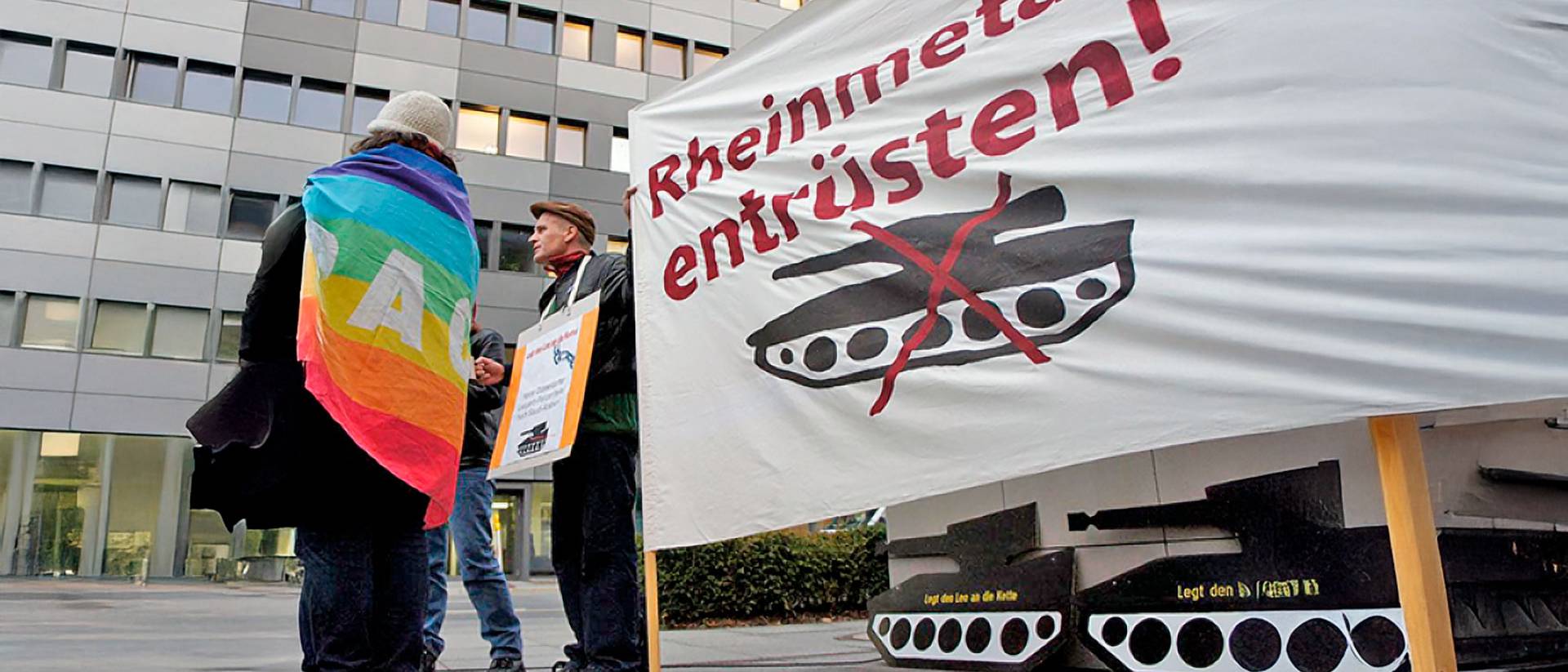 RHEINMETALL RAUS!