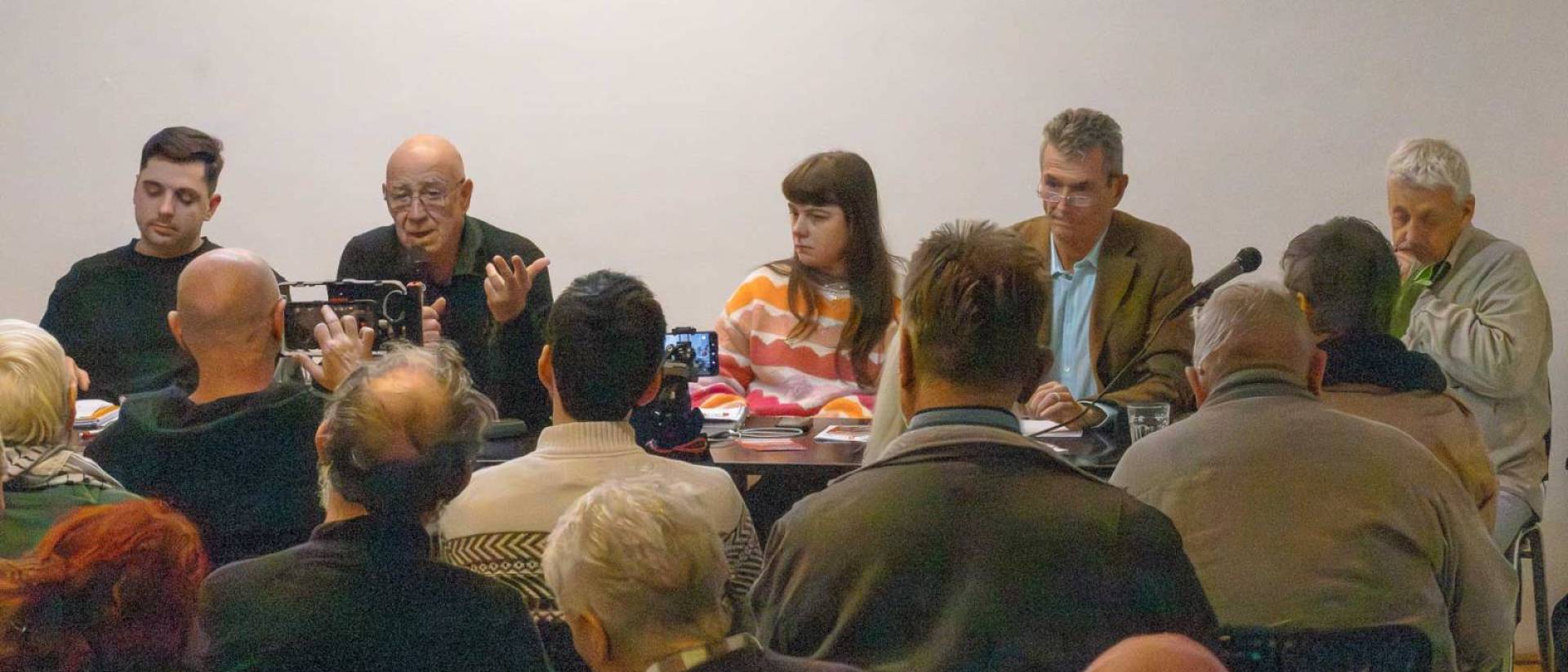 Podiumsdiskussion "Frieden mit Russland"