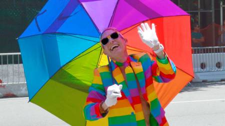 Von Wahn des LGBTQ ist beinahe Jeder erfasst